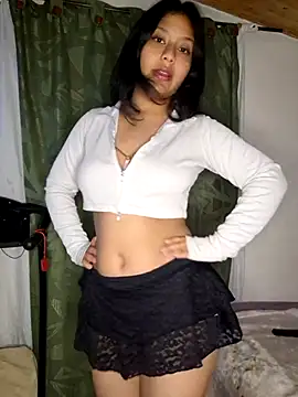 xanthenyx  online show from March 29, 2026, 8:16 am