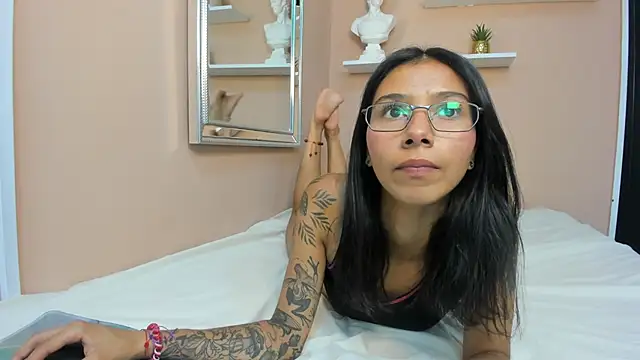 Kat 44 online show from April 22, 2026, 7:42 pm
