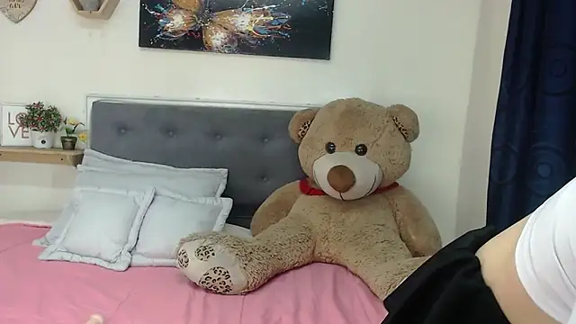 Celeste  London online show from April 5, 2026, 5:41 pm