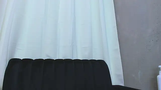 annelise hansen online show from March 18, 2026, 1:42 am