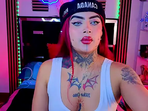 LauriInk1 online show from March 27, 2026, 7:37 pm