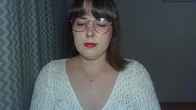 Snapshot of ClaraHard chatting on May 6, 2026, 6:34 pm ClaraHard online show from May 6, 2026, 6:34 pm