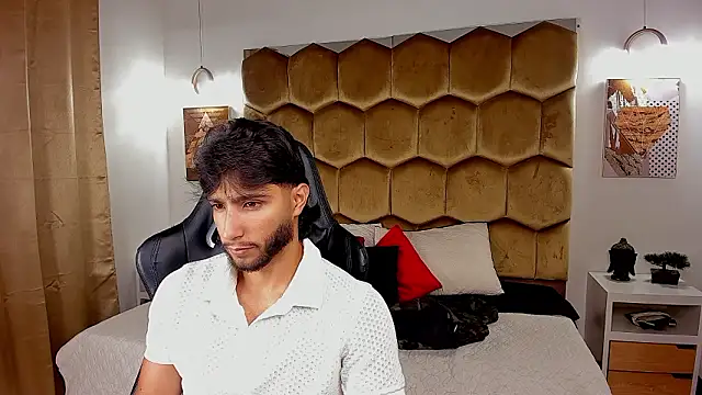 Emmet CollinsJS online show from March 22, 2026, 3:54 am