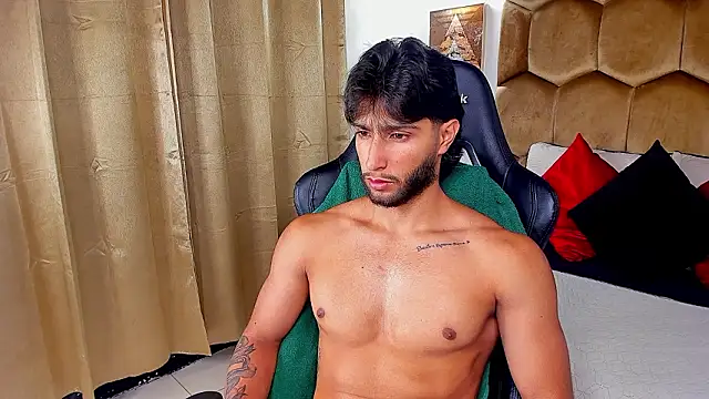 Emmet CollinsJS online show from March 11, 2026, 4:06 am