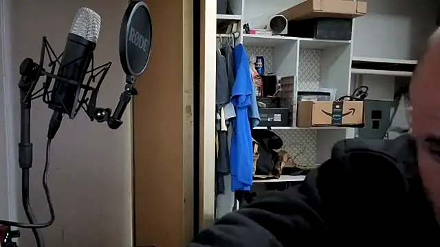 CirclingClass online show from October 14, 2025, 9:25 pm