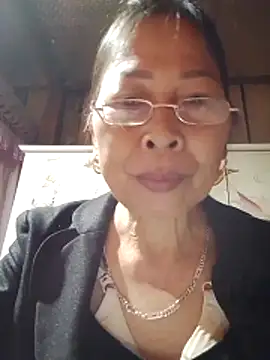 Snapshot of Sky-rain98 chatting on March 20, 2026, 10:11 pm Sky-rain98 online show from March 20, 2026, 10:11 pm