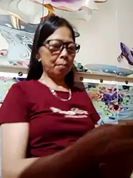 Snapshot of Sky-rain98 chatting on April 16, 2026, 8:26 am Sky-rain98 online show from April 16, 2026, 8:26 am