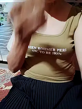 Snapshot of Sky-rain98 chatting on April 7, 2026, 8:27 am Sky-rain98 online show from April 7, 2026, 8:27 am