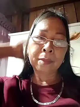 Snapshot of Sky-rain98 chatting on April 15, 2026, 8:20 pm Sky-rain98 online show from April 15, 2026, 8:20 pm