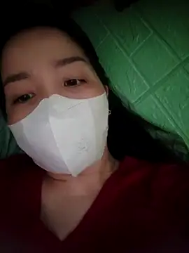 lucie mehott19 online show from March 5, 2026, 4:20 am