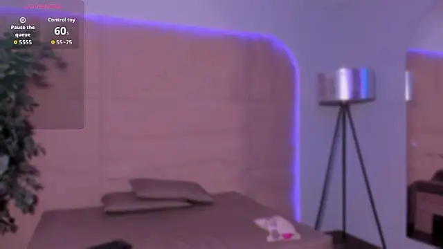 Osiriss  online show from March 14, 2026, 9:54 pm