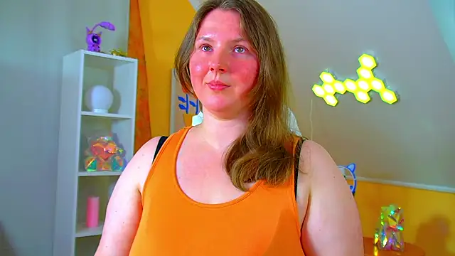 Snapshot of MelodyMoores chatting on July 3, 2026, 6:31 am MelodyMoores online show from July 3, 2026, 6:31 am
