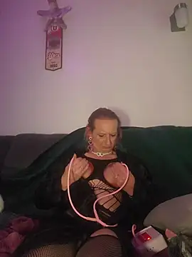 1FallenErica1 online show from March 6, 2026, 3:29 pm