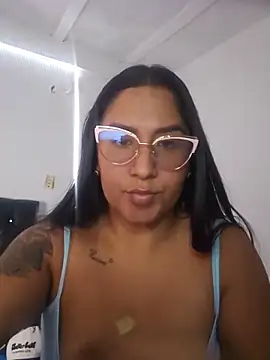 Snapshot of Iam_Ambar chatting on May 18, 2026, 9:25 am Iam Ambar online show from May 18, 2026, 9:25 am