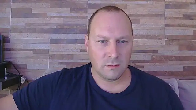lustonfan online show from May 14, 2026, 12:46 pm