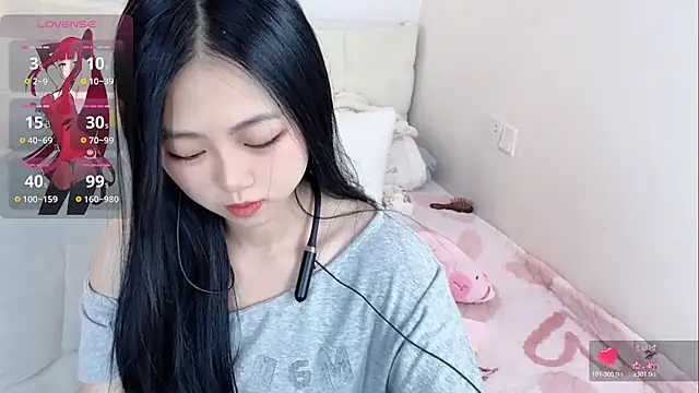 Snapshot of Noelle-2007 chatting on May 16, 2026, 9:52 am Noelle-2007 online show from May 16, 2026, 9:52 am