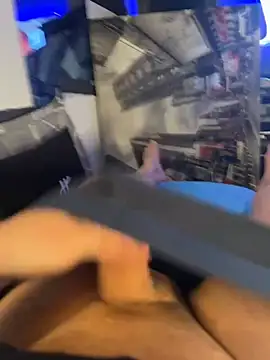 MatthewEmme2121 online show from April 4, 2026, 1:39 pm