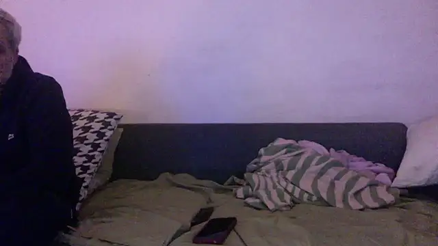 Snapshot of chiara-mario chatting on April 18, 2026, 8:42 pm chiara-mario online show from April 18, 2026, 8:42 pm