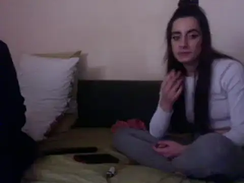 Snapshot of chiara-mario chatting on April 17, 2026, 4:43 pm chiara-mario online show from April 17, 2026, 4:43 pm