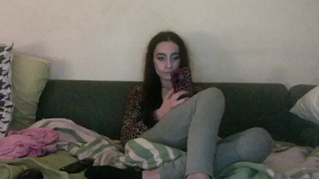 chiara-mario online show from April 14, 2026, 11:54 pm