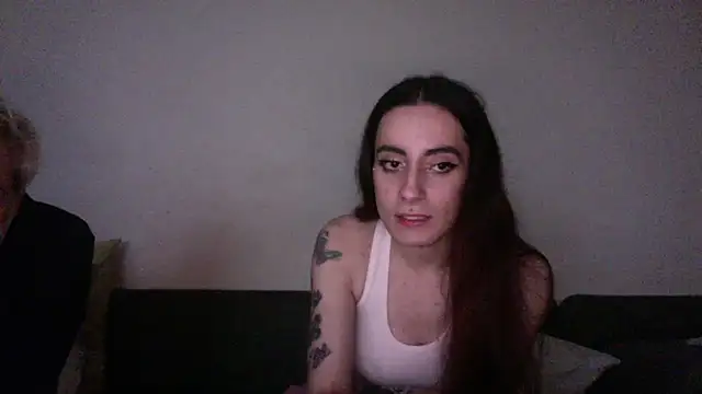 Snapshot of chiara-mario chatting on April 18, 2026, 4:48 am chiara-mario online show from April 18, 2026, 4:48 am