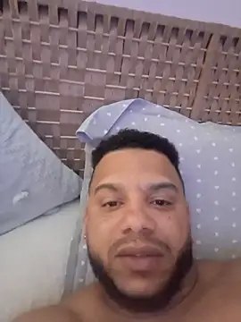 Snapshot of Cubanitos10 chatting on March 4, 2026, 8:38 pm Cubanitos10 online show from March 4, 2026, 8:38 pm