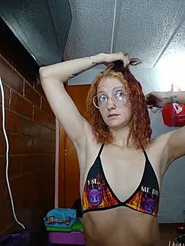 susanhottie1 online show from June 16, 2026, 3:23 pm