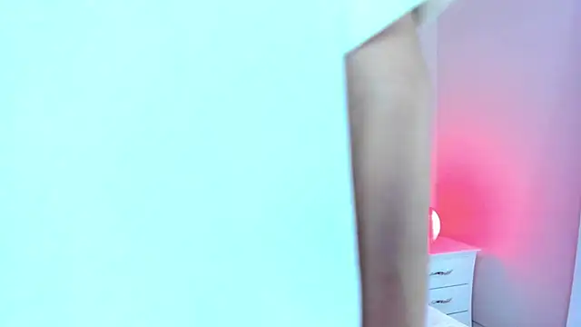 daniell rdrig online show from April 8, 2026, 1:01 pm