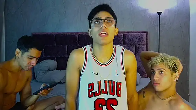 Wild Squad online show from April 30, 2026, 6:59 pm