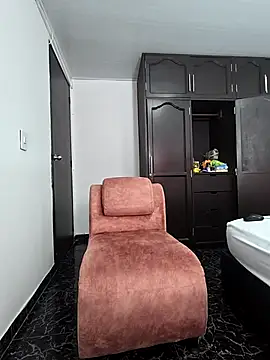 Onyx black1934 online show from March 5, 2026, 7:21 pm