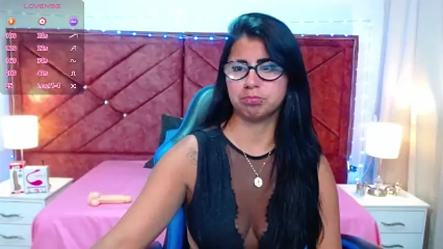 Alisha Gamskar13 online show from May 14, 2026, 1:24 am
