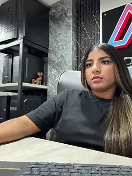 Emma Carteer 1 online show from March 13, 2026, 4:28 am