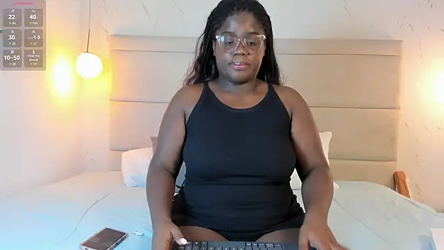 Snapshot of YourLiaa_ chatting on May 29, 2026, 5:13 am YourLiaa online show from May 29, 2026, 5:13 am