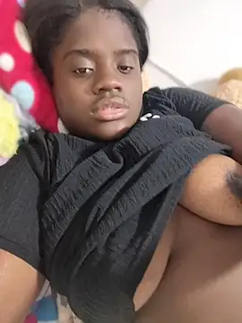 YourLiaa  online show from March 28, 2026, 3:29 am