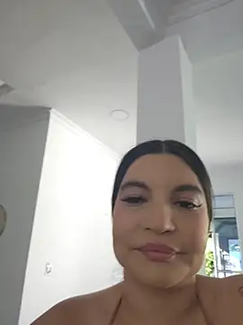 Pretty Julieta online show from April 11, 2026, 9:07 pm