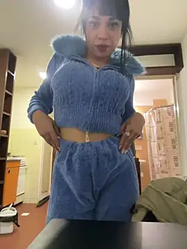 bellatentacion2026 online show from July 15, 2026, 12:28 am