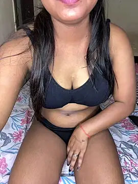 BABY JANNU  online show from May 28, 2026, 3:58 am