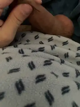 YoUnGbOy2018 online show from March 28, 2026, 10:16 am