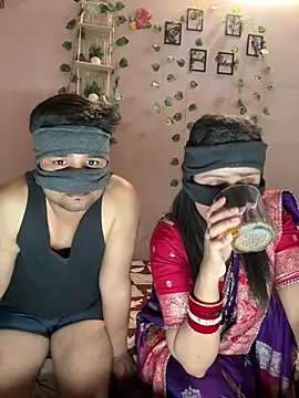 Snapshot of your_bhabhi_love chatting on April 21, 2026, 5:08 pm your bhabhi love online show from April 21, 2026, 5:08 pm