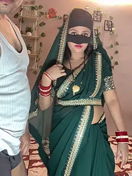 Snapshot of your_bhabhi_love chatting on April 18, 2026, 5:48 pm your bhabhi love online show from April 18, 2026, 5:48 pm