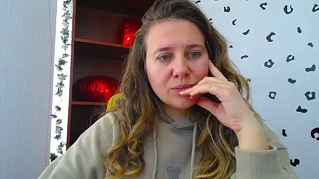 Nionelly online show from March 5, 2026, 12:57 pm