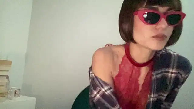 SlowVenomXX online show from May 14, 2026, 12:24 pm