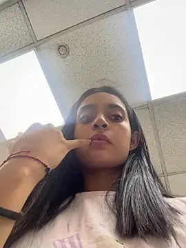 leilani X online show from March 25, 2026, 10:58 am