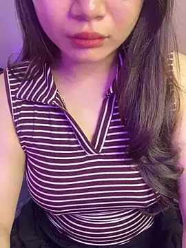 Snapshot of Meow_sexygirl chatting on June 3, 2026, 5:08 am Meow sexygirl online show from June 3, 2026, 5:08 am