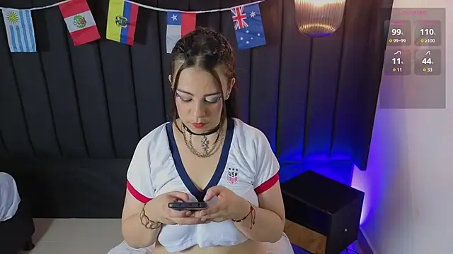 Isa dumont online show from June 12, 2026, 8:17 pm