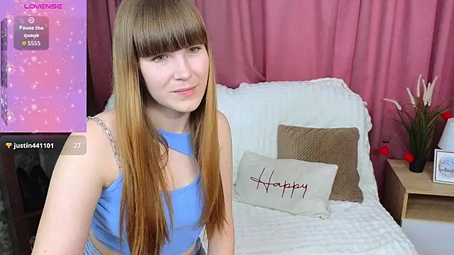 EmilyCuper  online show from May 25, 2026, 2:49 pm