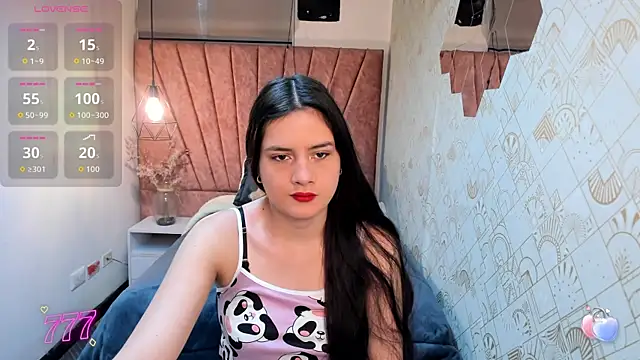 Snapshot of Zoe__Taylor__ chatting on March 20, 2026, 11:55 am Zoe Taylor online show from March 20, 2026, 11:55 am