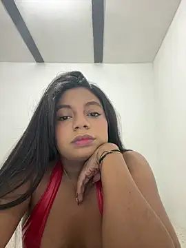 Snapshot of cata_rosse_ chatting on May 31, 2026, 6:31 pm cata rosse online show from May 31, 2026, 6:31 pm