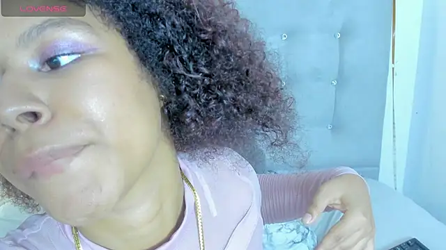 tatianasquirthot online show from June 1, 2026, 7:13 pm