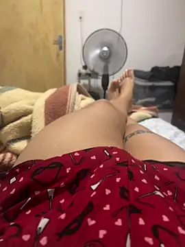 Gabrielaparaiso online show from April 8, 2026, 12:39 pm